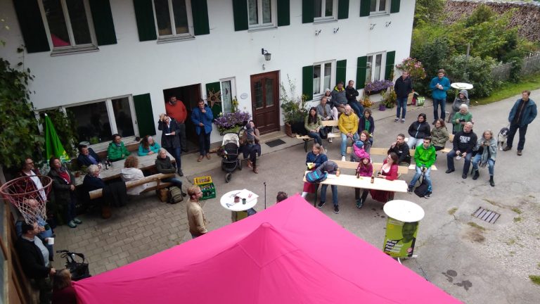 Trotz Regen gute Stimmung: unser Hoffest am Becklarhof in Ronried